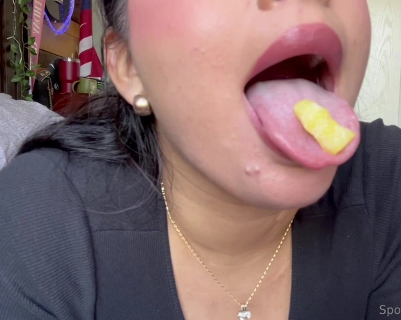 Spoil Goddess aka spoilgoddessfeet - 05-13-2024 OnlyFans Video - Giantess Swallows You oh tinyi just love to have you in my mouth and play with