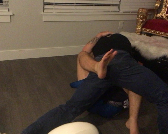 Jasmine Mendez aka laughinglatina - 11-26-2017 OnlyFans Video - Watching my mma bf turn a man into a rag doll is so fucking sexy