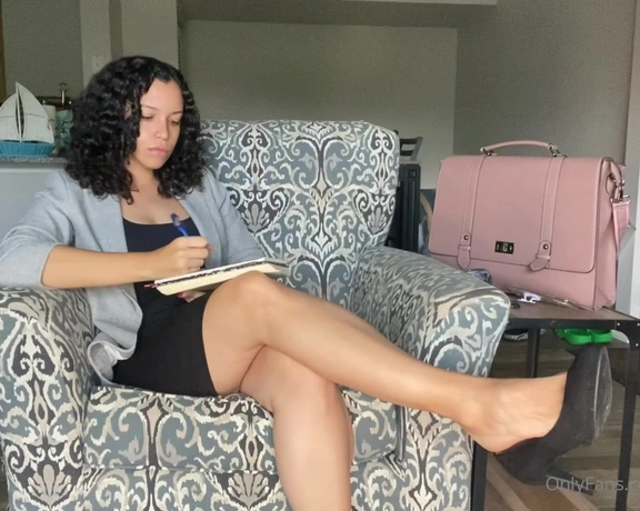 Soldmysole aka soldmysole - 06-06-2023 OnlyFans Video - 6 minutes roleplay  joi  dangling Your coworker catches you staring at her heels