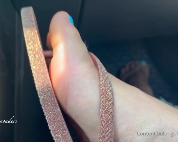 Feetwonders aka feetwonders - 06-02-2023 OnlyFans Video - Flip flops in the car