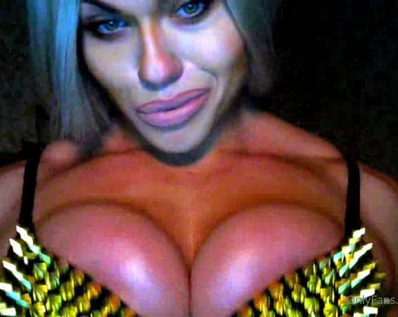 Amazonka aka amazonka - 06-30-2020 OnlyFans Video - Boobs dance