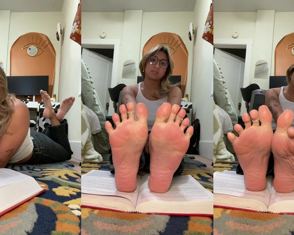 Asian Smart Soles aka asiansmartsoles - 02-04-2023 OnlyFans Video - hey study partner  whats that you want me to wiggle my toes for you suree