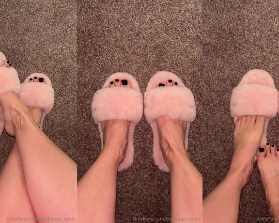 Thehappy_soles aka thehappy_soles - 12-20-2024 OnlyFans Video - These pink Uggs  gtgtgtgtgtgt