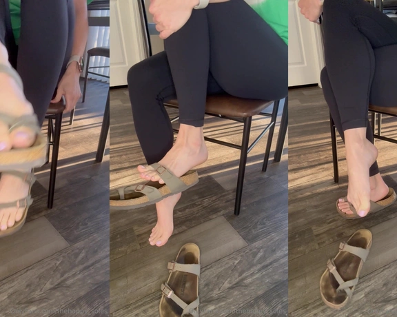 Thehappy_soles aka thehappy_soles - 12-20-2023 OnlyFans Video - Birkenstocks came out to play Had to do a little shoe play dangling in the Birkenstock