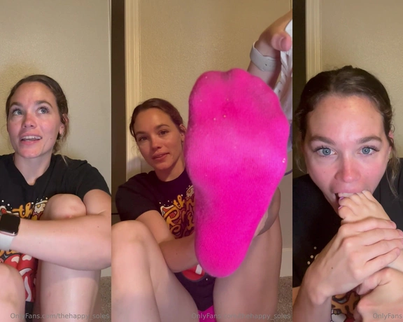 Thehappy_soles aka thehappy_soles - 07-14-2024 OnlyFans Video - Hehe happy I get to share this 3 min worshipping Starting off after a nightly walk,