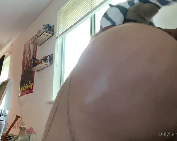 Princess Nixlynka aka nixlynka - 05-05-2021 OnlyFans Video - A simple Ahsoka Tano ass worship video just for fun, hope you enjoy my big round