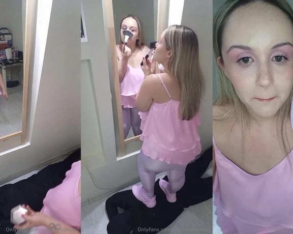 MISTRESS MERVE aka mistresssahibe2 - 12-19-2024 OnlyFans Video - I did my makeup on the slaves back before going out to dinner with my alpha