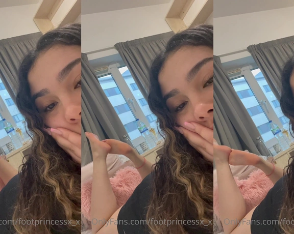 Ambs aka purelybambi - 05-01-2022 OnlyFans Video - Sole scrunch