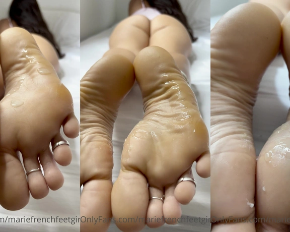 Mariefrenchfeetgirl aka mariefrenchfeetgirl - 09-24-2022 OnlyFans Video - bonne nuit