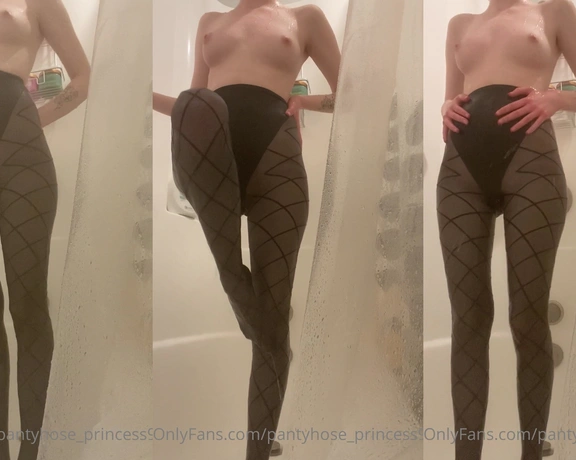 Blonde Amour99 aka pantyhose_princess99 - 02-05-2021 OnlyFans Video - Hot shower to help me feel better