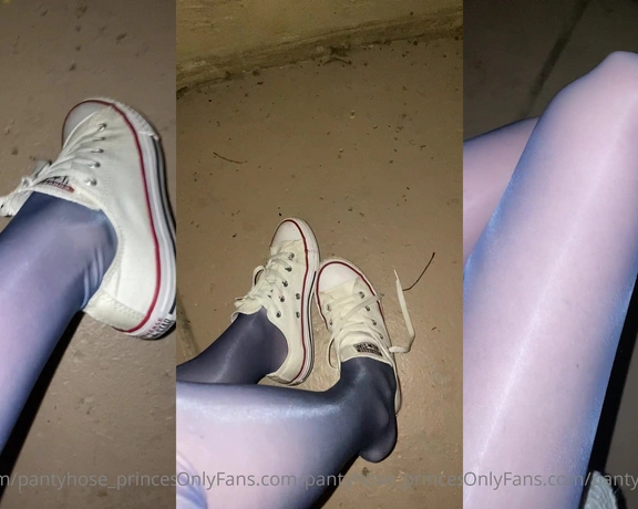 Blonde Amour99 aka pantyhose_princess99 - 04-21-2021 OnlyFans Video - The flash shows it so much more