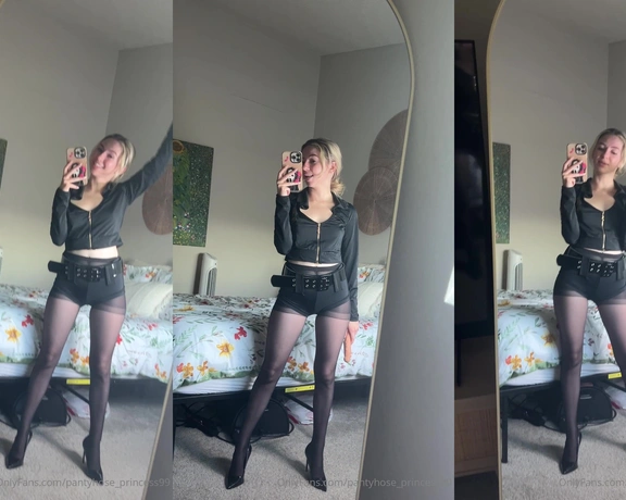 Blonde Amour99 aka pantyhose_princess99 - 07-01-2024 OnlyFans Video - Since I had such a good orgasm today on my live its time for you to