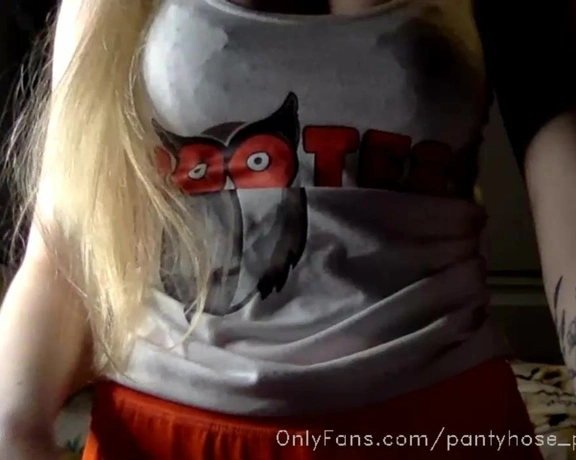 Blonde Amour99 aka pantyhose_princess99 - 01-30-2022 OnlyFans Video - Stream started at 01302022 0302 am Hooters Role Play Video