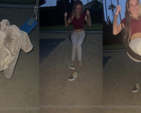 Blonde Amour99 aka pantyhose_princess99 - 04-22-2022 OnlyFans Video - Just some fun evening swinging