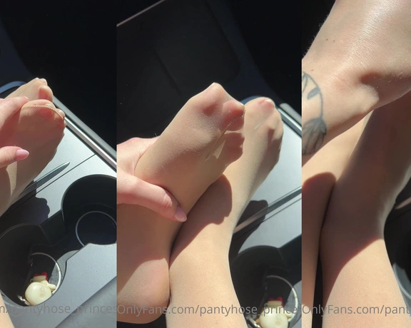 Blonde Amour99 aka pantyhose_princess99 - 09-23-2022 OnlyFans Video - Pretty pantyhose feets