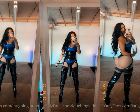 Jasmine Mendez aka laughinglatina - 10-29-2022 OnlyFans Video - Do you love me in latex