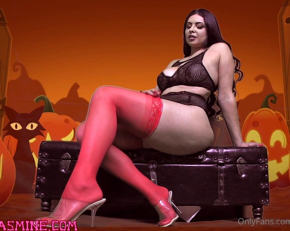 Jasmine Mendez aka laughinglatina - 11-02-2023 OnlyFans Video - Seduction by Long Legs Focus and worship these long strong legs of mine, lose yourself Worship