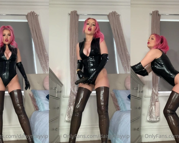 Daisy May aka daisymayvip - 04-12-2022 OnlyFans Video - Latex domination with my BBC dildo