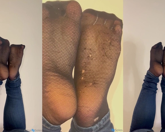 Lotus Feet aka lotussoles - 04-10-2024 OnlyFans Video - Whats missing