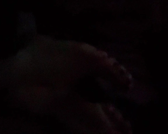 Lotus Feet aka lotussoles - 09-23-2024 OnlyFans Video - My footrest and massager  gn_5bxo