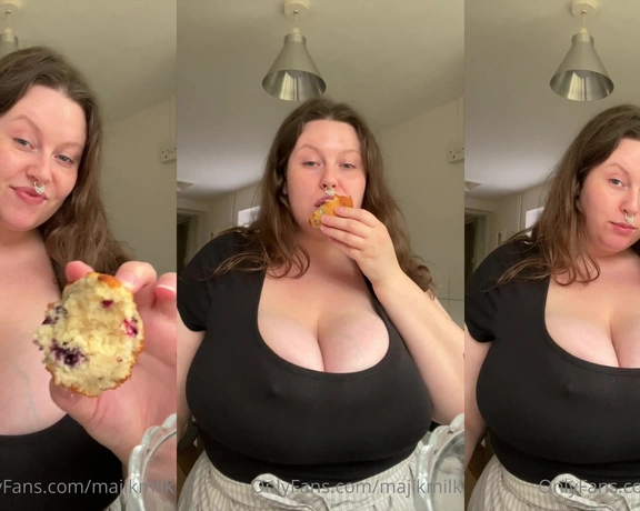 Majik Milk aka majikmilk - 10-22-2023 OnlyFans Video - Crumbs in my cleavage  Its that time of year when I bake blackberry muffins