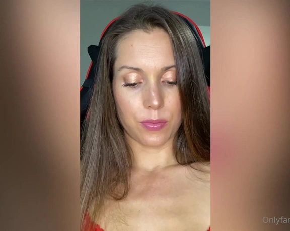 Lelu Love aka lelulove - 08-24-2023 OnlyFans Video - Closeup Face Makeup View Eye Contact During Masturbation Orgasm  In this custom video, you