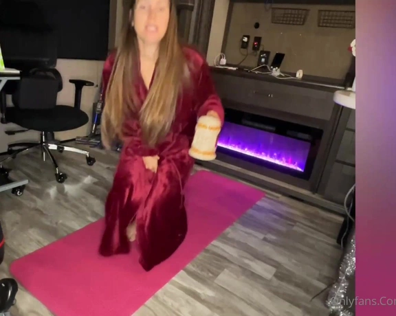 Lelu Love aka lelulove - 06-03-2024 OnlyFans Video - Naked Yoga Stretching Poses Barefoot In Front Of The Fireplace  In this custom video,