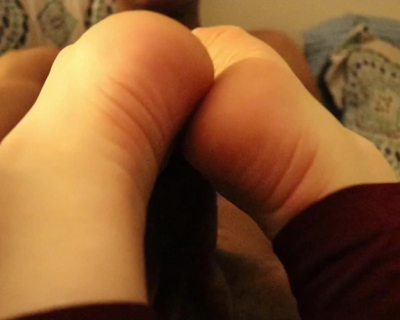 Lotus Feet aka lotussoles - 11-01-2022 OnlyFans Video - Always the mess