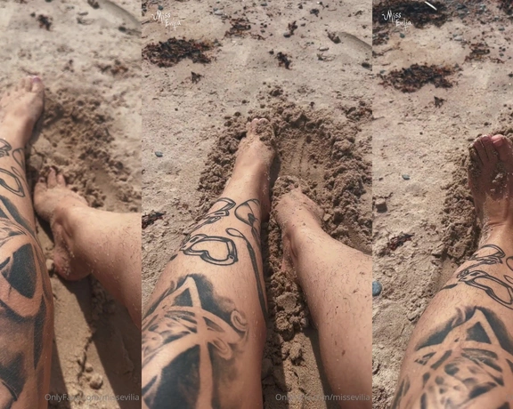 Miss Evilia aka missevilia - 08-08-2024 OnlyFans Video - My feet are in need of a pedicure after all the time I walked barefoot on