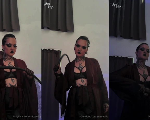 Miss Evilia aka missevilia - 09-05-2023 OnlyFans Video - More whip using