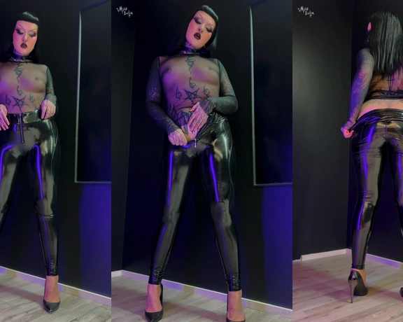 Miss Evilia aka missevilia - 03-10-2025 OnlyFans Video - Decided to wear my very worn out Pairadize leggings without panties so the lucky one that