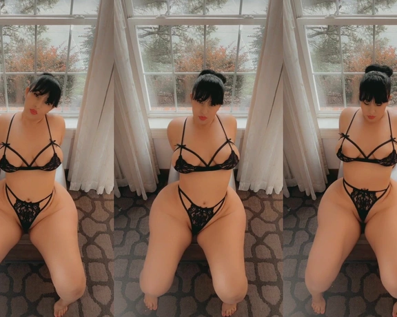 Stephanie Rodriguez aka stephrodriguez - 07-17-2021 OnlyFans Video - I wore this especially for you, papi