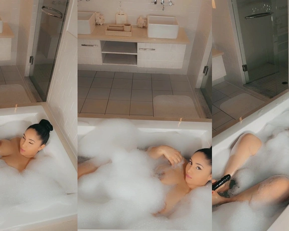 Stephanie Rodriguez aka stephrodriguez - 02-19-2022 OnlyFans Video - Cum share bubble bath with me