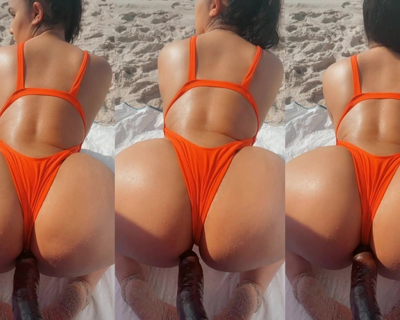 Stephanie Rodriguez aka stephrodriguez - 07-23-2022 OnlyFans Video - Would you sex me on the beach  better than this 11 inch BBC