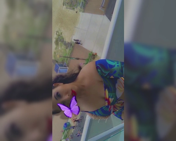 Stephanie Rodriguez aka stephrodriguez - 06-10-2020 OnlyFans Video - See my  exposed in a public upskirt  and catch a real life peeping Tom