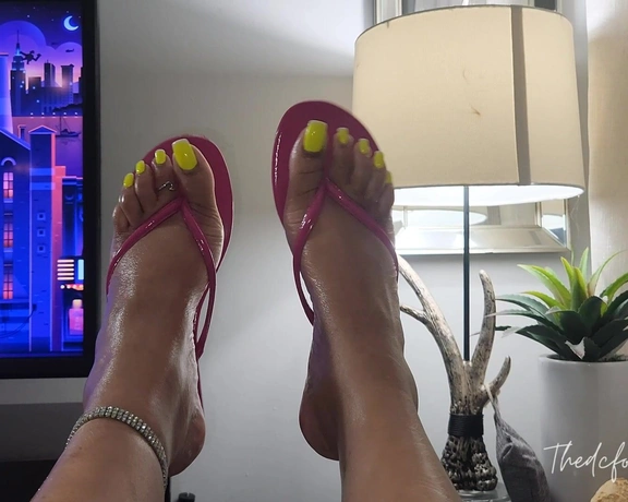 Thedcfootqueen aka thedcfootqueen - 05-25-2022 OnlyFans Video - Leaked thedcfootqueen 61145