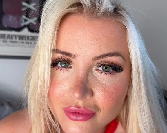 Daisy May aka daisymayvip - 08-02-2024 OnlyFans Video - My weak little gooner, can you last 10 minutes without breaking eye contact