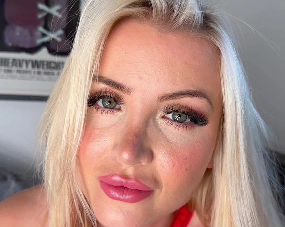 Daisy May aka daisymayvip - 08-02-2024 OnlyFans Video - My weak little gooner, can you last 10 minutes without breaking eye contact