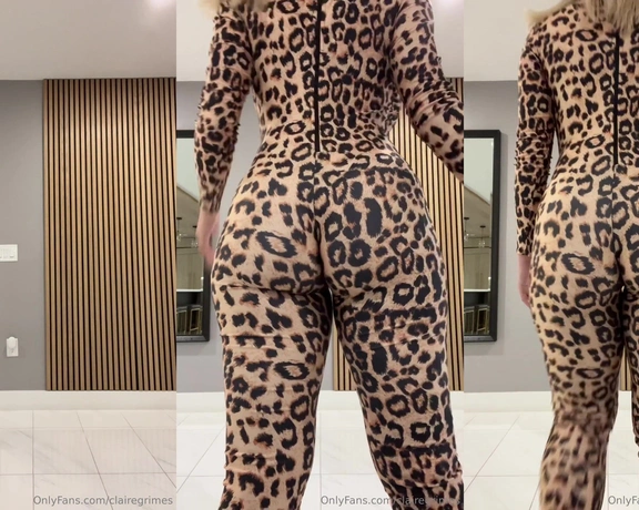 Claire Grimes aka clairegrimes - 10-29-2023 OnlyFans Video - Watch how it jiggles and moves in this cat suit closer look of the walk on