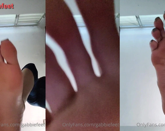 GabbieFeet aka gabbiefeet - 06-29-2021 OnlyFans Video - If you need a hero, big foot its here ready to smash any villain