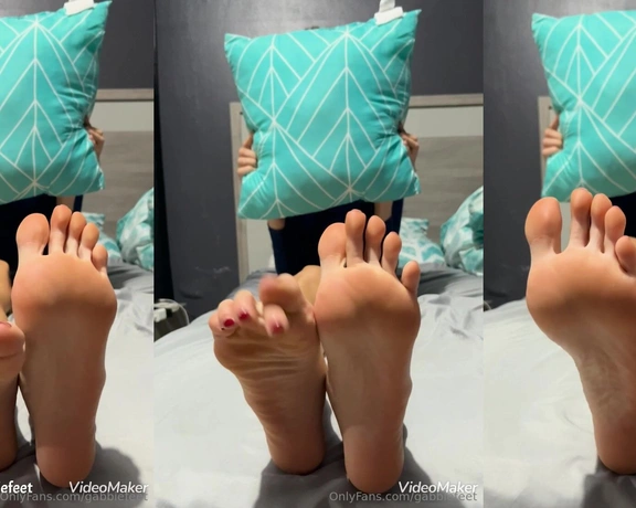 GabbieFeet aka gabbiefeet - 01-06-2024 OnlyFans Video - Have a wonderful night fans  if you appreciate my content you can leave a comment