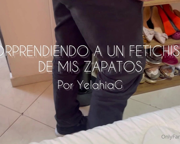 YelahiaG aka yelahiag - 05-06-2023 OnlyFans Video - Sorprendiendo a un técnico que estaba en mi apartamento arreglando una ventana mientras morboseaba mi colección