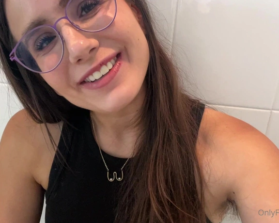 Lilly Vig aka lillyvig - 09-11-2022 OnlyFans Video - Life update amp showing off my holes for you