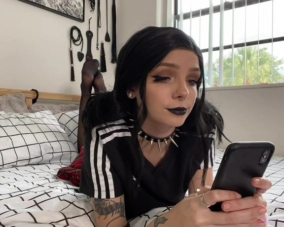 Babyfooji aka Peachtoot aka babyfooji - 08-20-2020 OnlyFans Video - Bratty goth girlfriend  15mins, 1080p